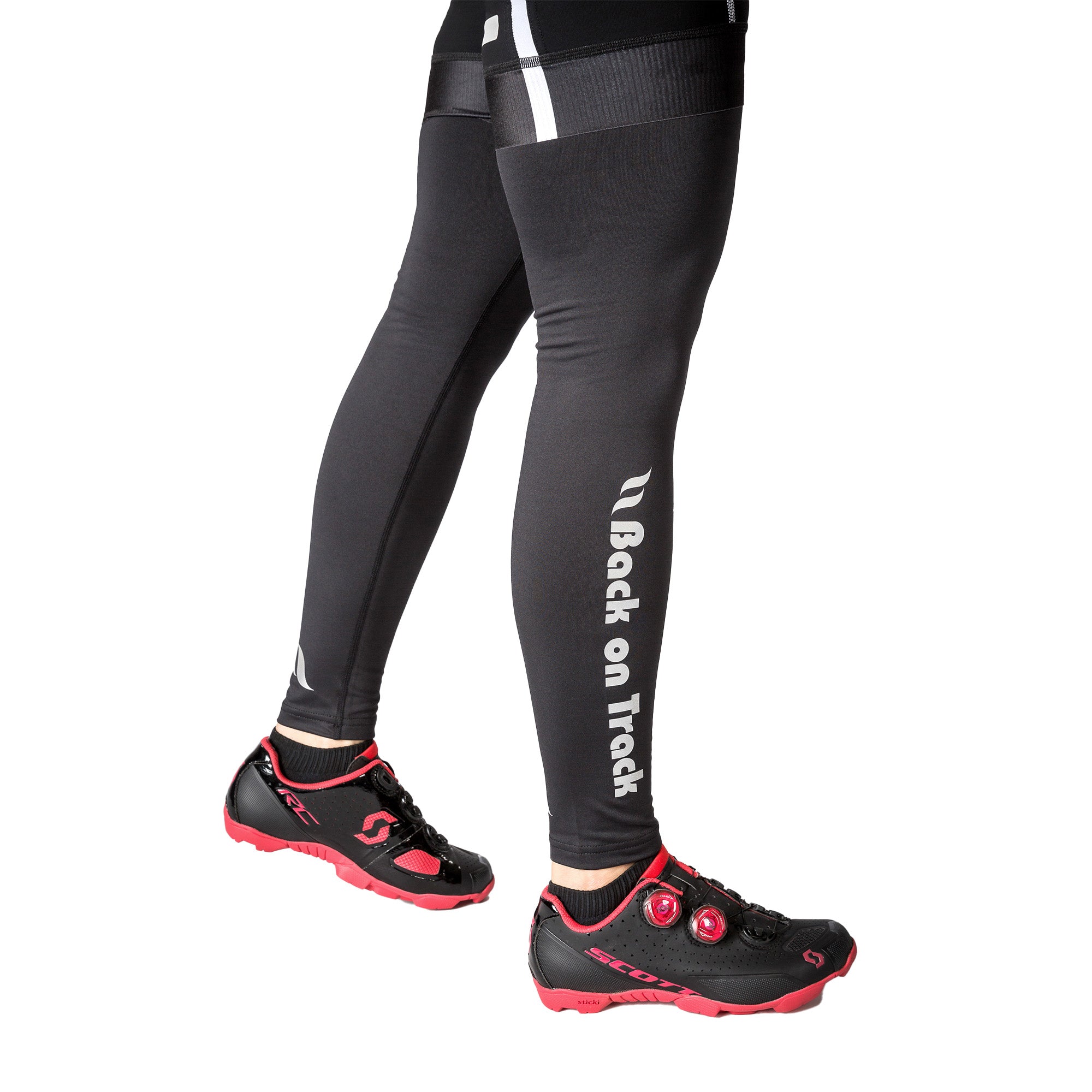 Back on Track P4G leg sleeve with Iontex®, supports circulation, reduces stiffness, and stays secure with silicone grip