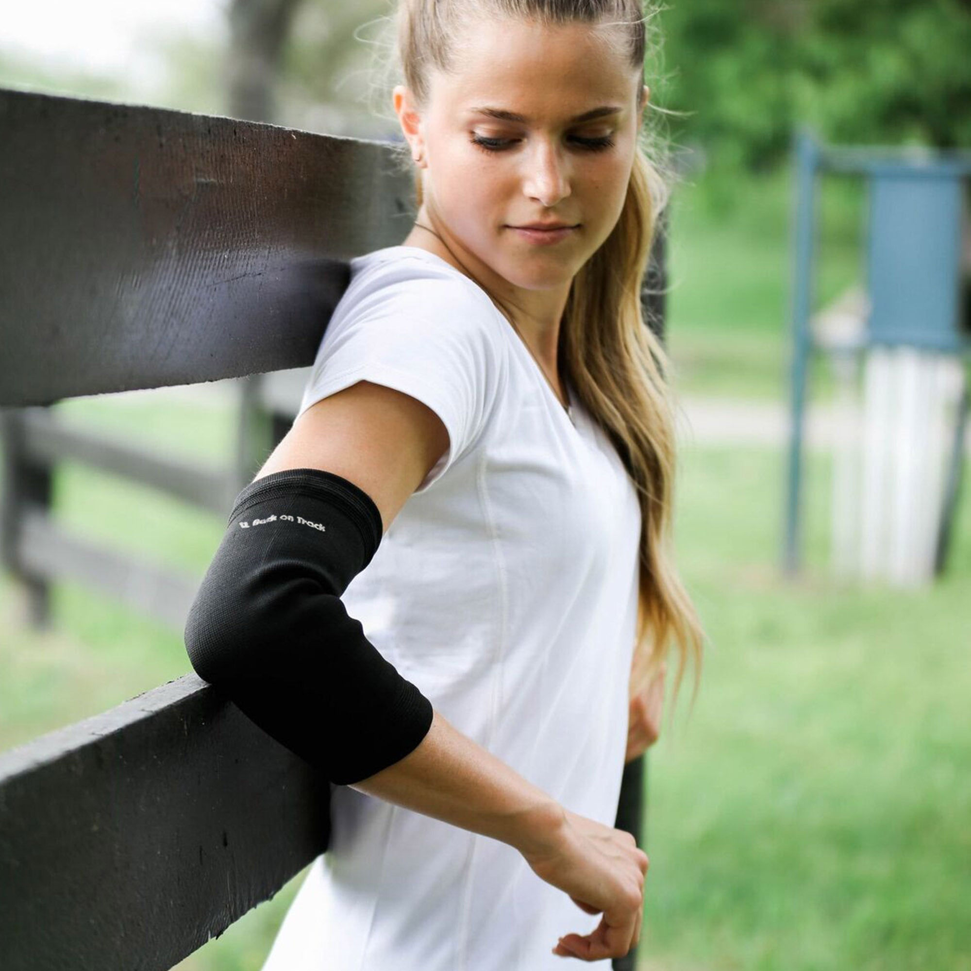Back on Track elbow support classic with 2-way stretch and Welltex® for joint comfort, mobility, and pain relief