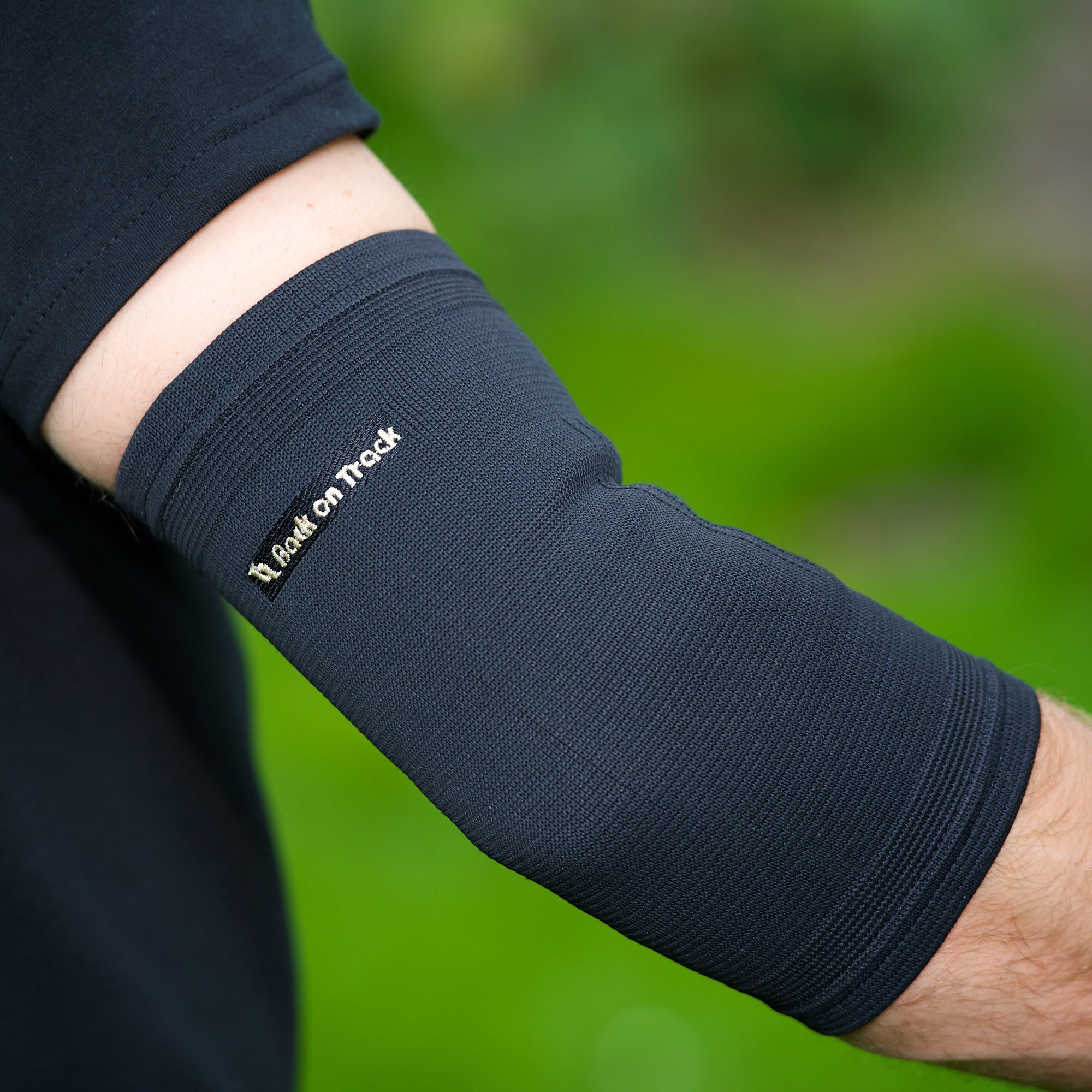 Back on Track elbow support classic with 2-way stretch and Welltex® for joint comfort, mobility, and pain relief