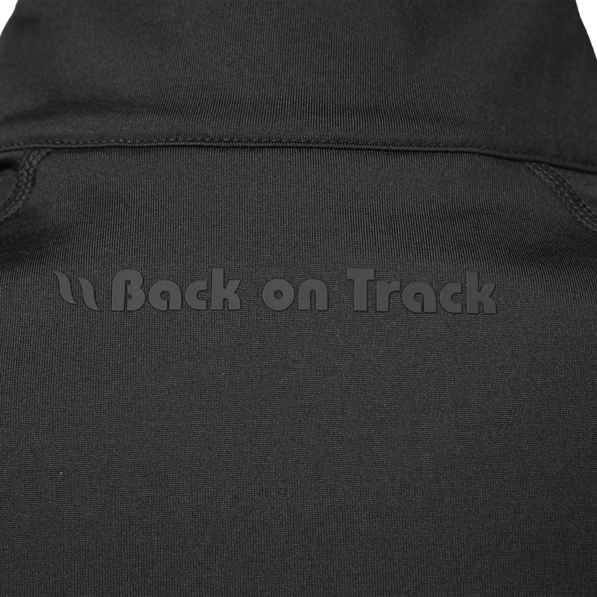 Back on Track Leia P4G women's long sleeve top with sleek fit, breathable fabric, and infrared technology support
