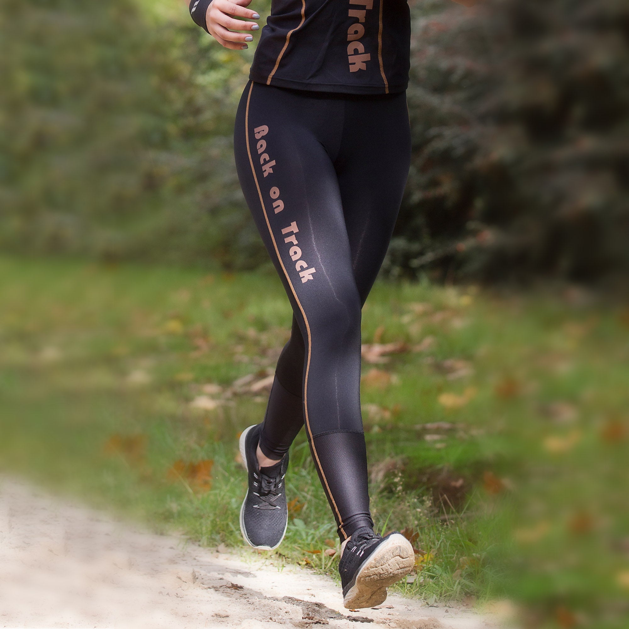 Back on Track Delta women's P4G tights with infrared tech, sleek fit, and support for active comfort and recovery