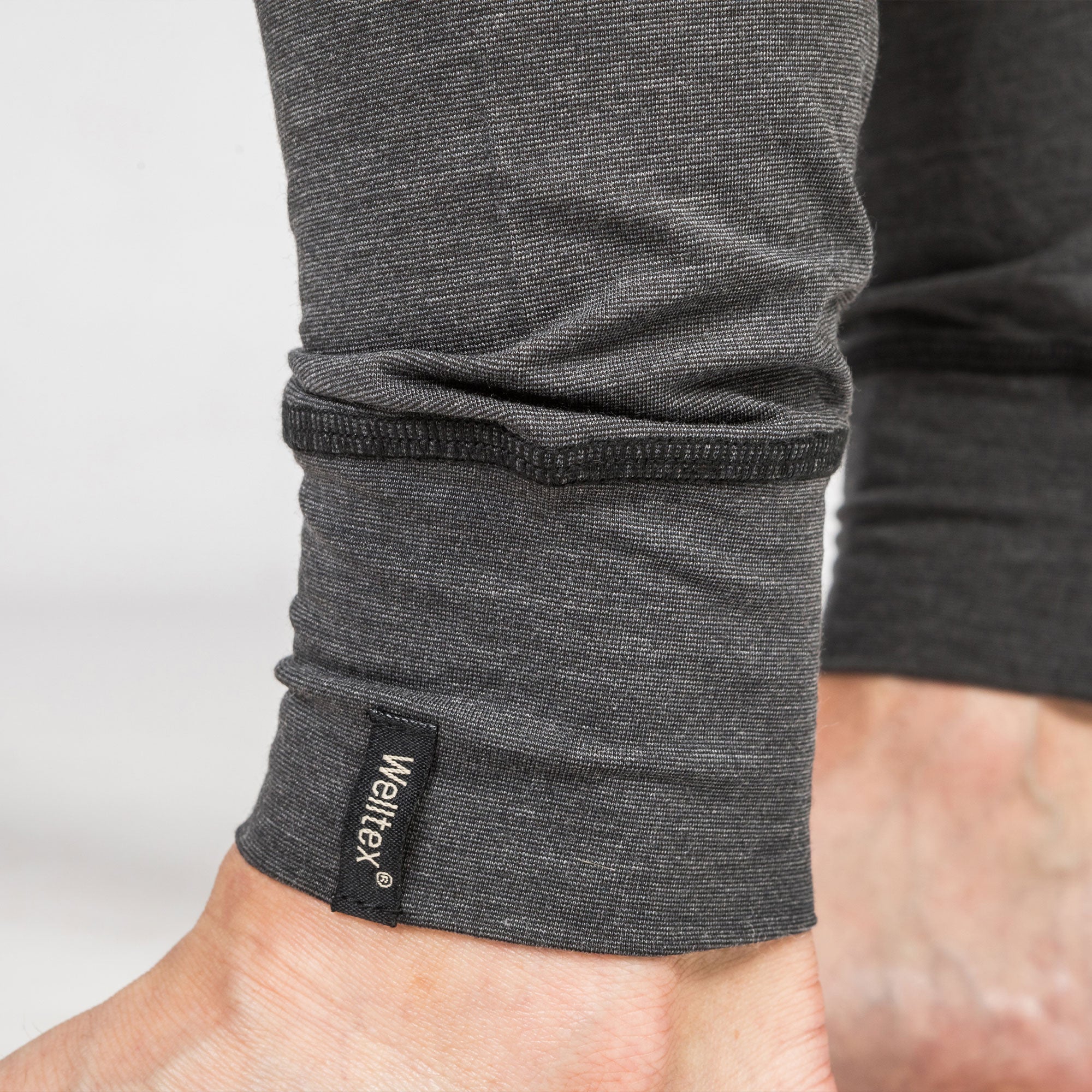 Back on Track Lydia women's bottom base layer with snug fit, breathable stretch fabric, and infrared technology