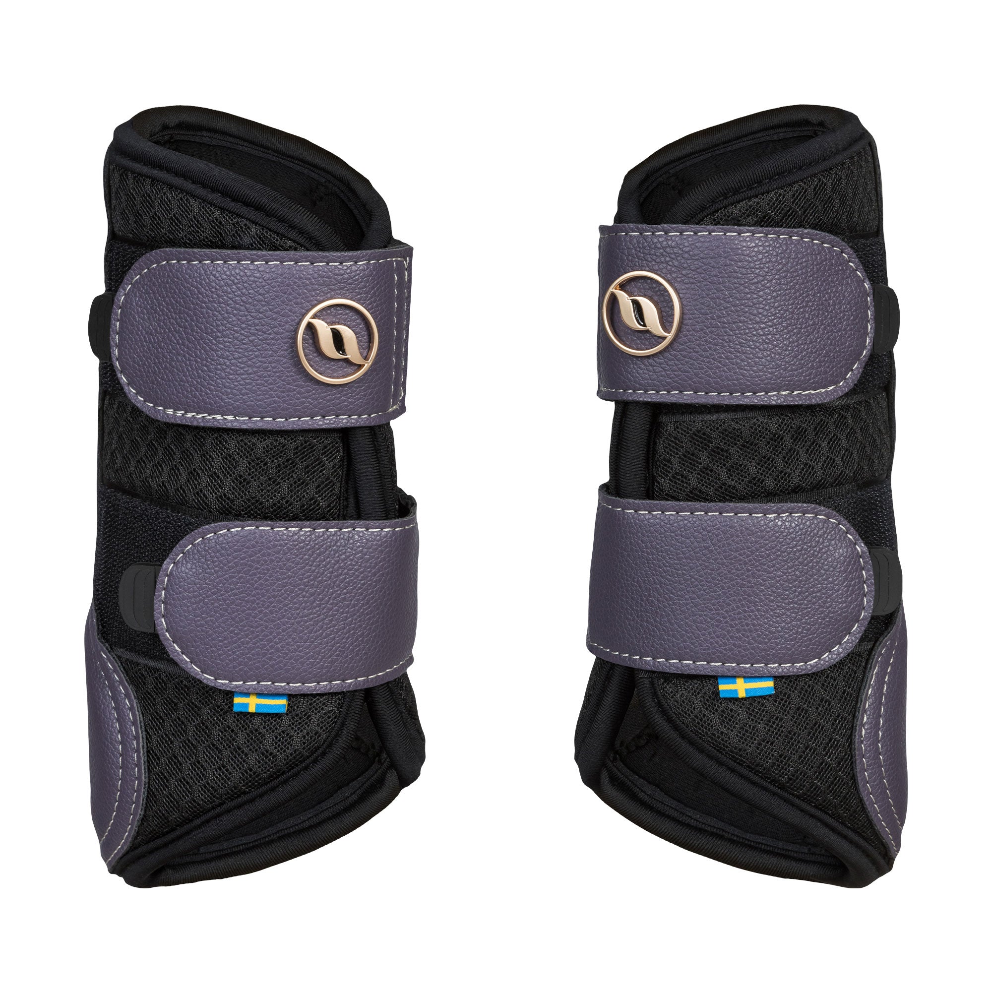 Back on Track Deep Nights Brush Boots for horses, offering leg protection, elegant design, and therapeutic support