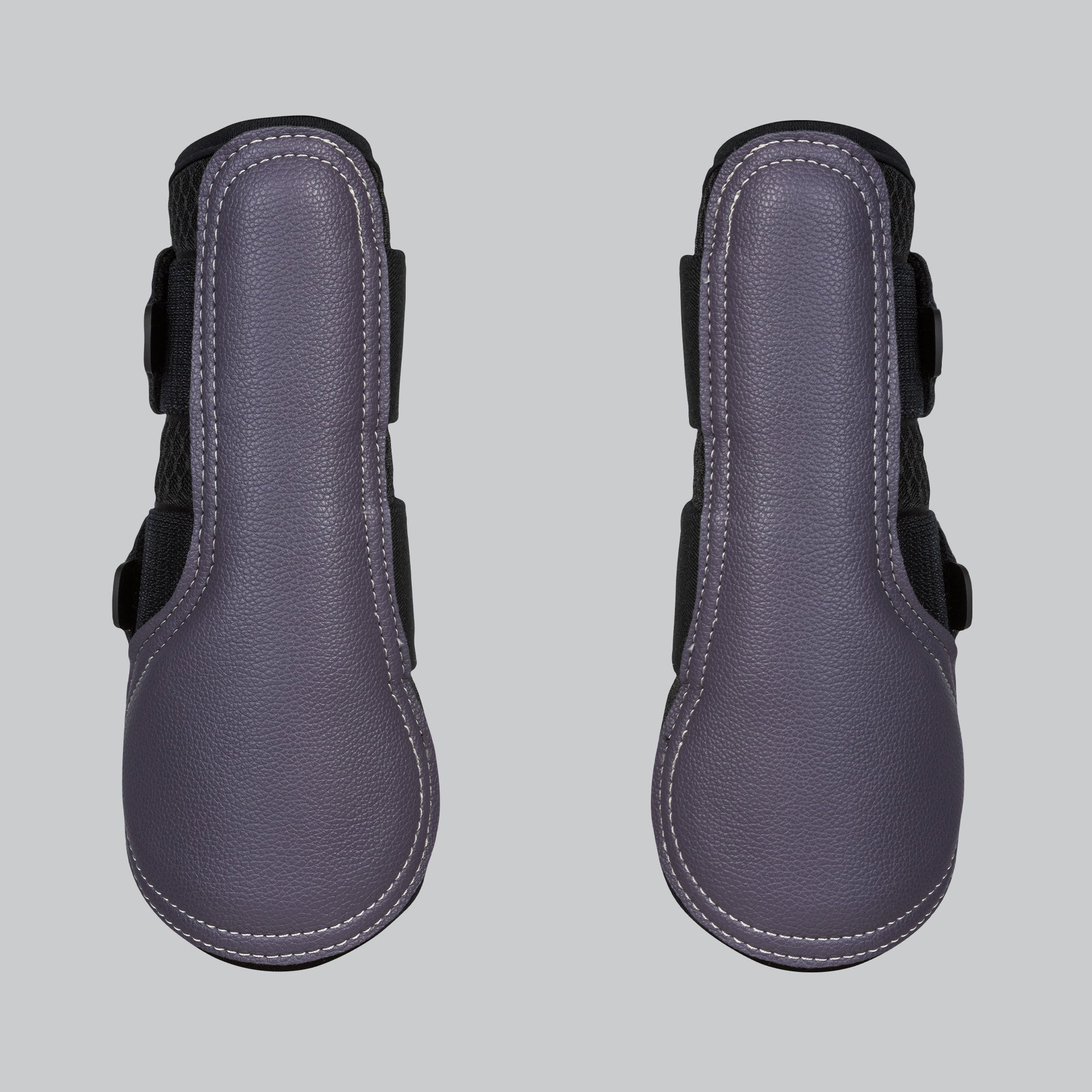 Back on Track Deep Nights Brush Boots for horses, offering leg protection, elegant design, and therapeutic support