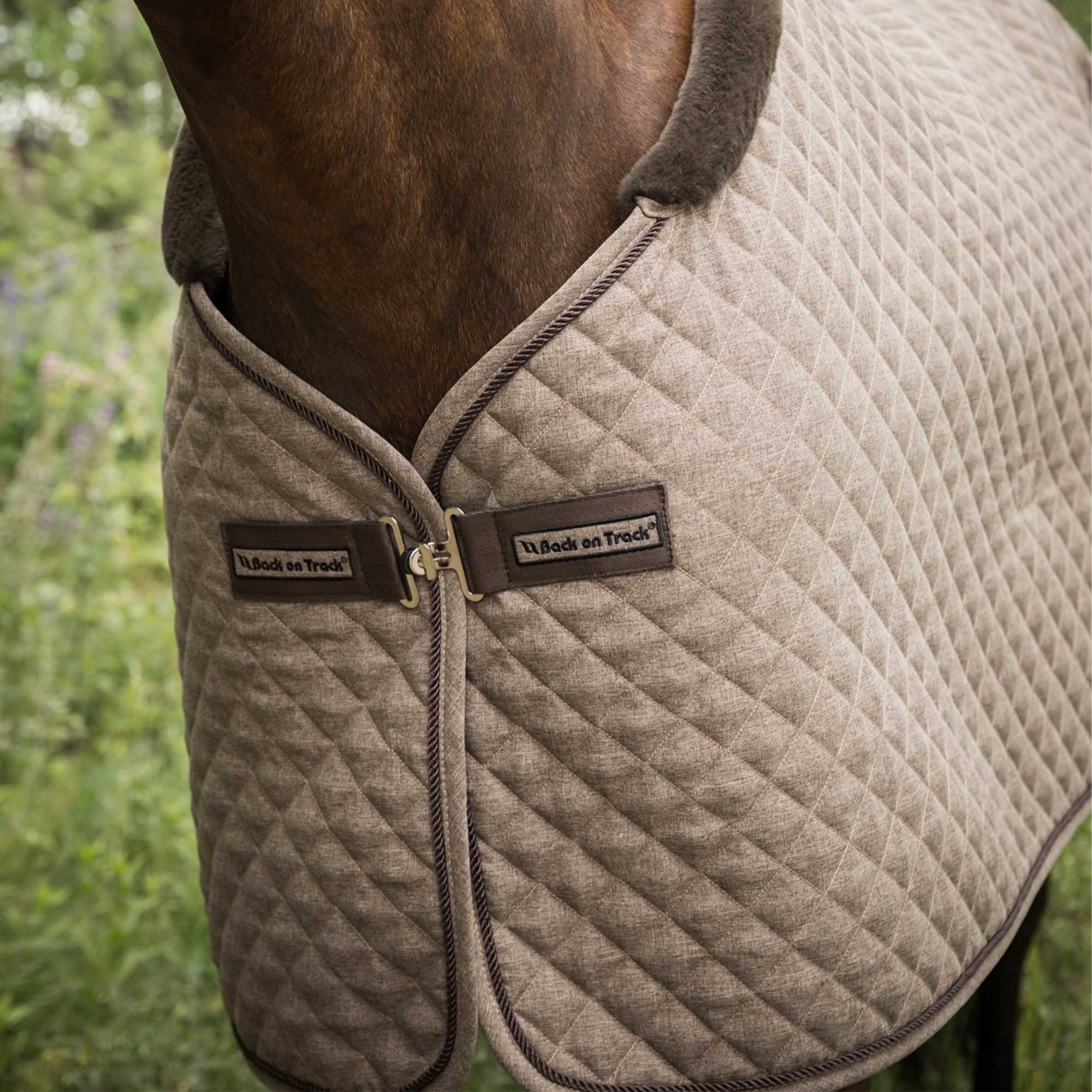 Haze Horse Show Quilt Cooler with quilted fabric, fleece trim, and Welltex® tech for comfort, warmth, and recovery