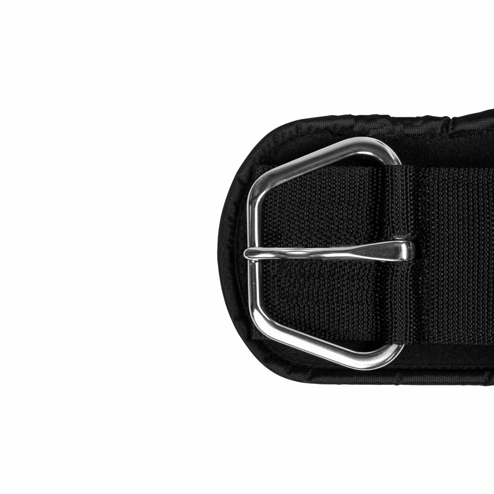 Back on Track Gentle Touch Western Roper Cinch for horses, promotes comfort, breathability, and pressure relief