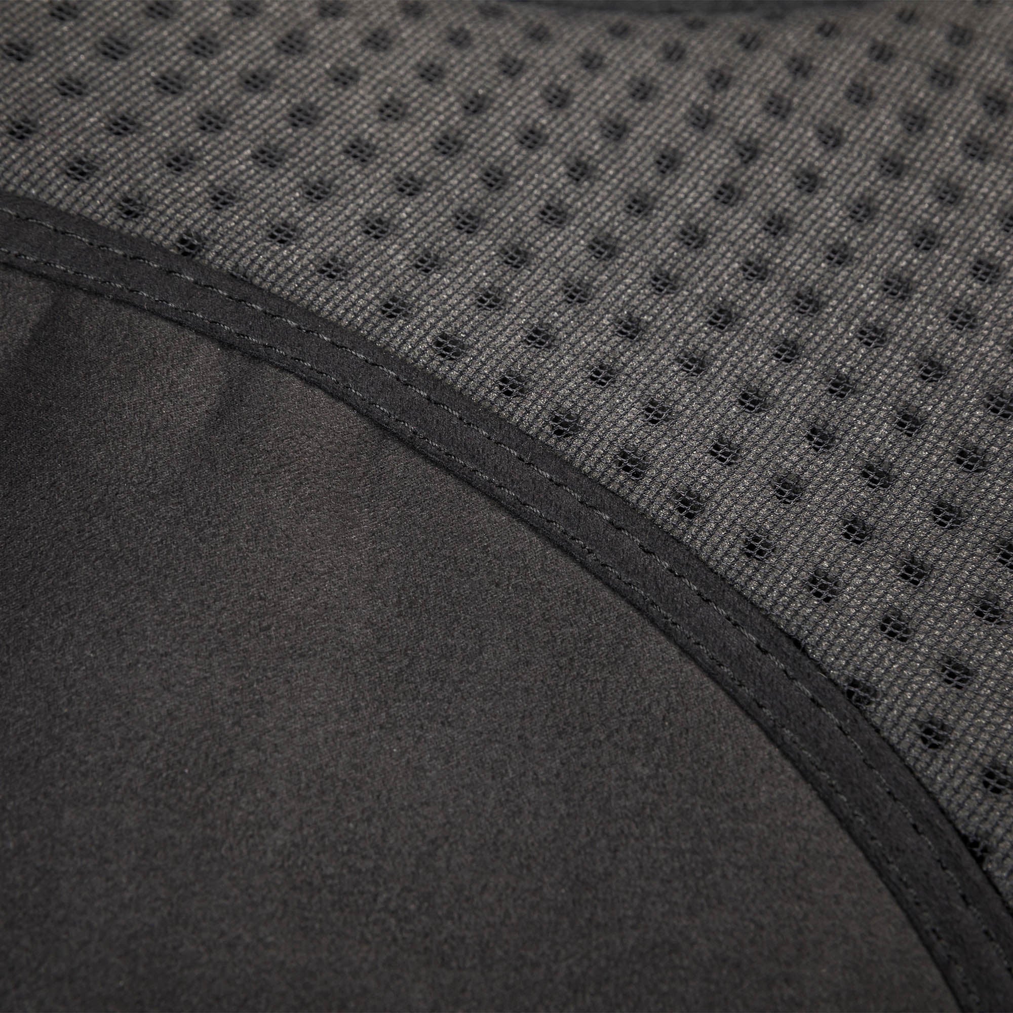 Back on Track Aurora Impact Half Pad – shock-absorbing, breathable pad for enhanced saddle stability and comfort