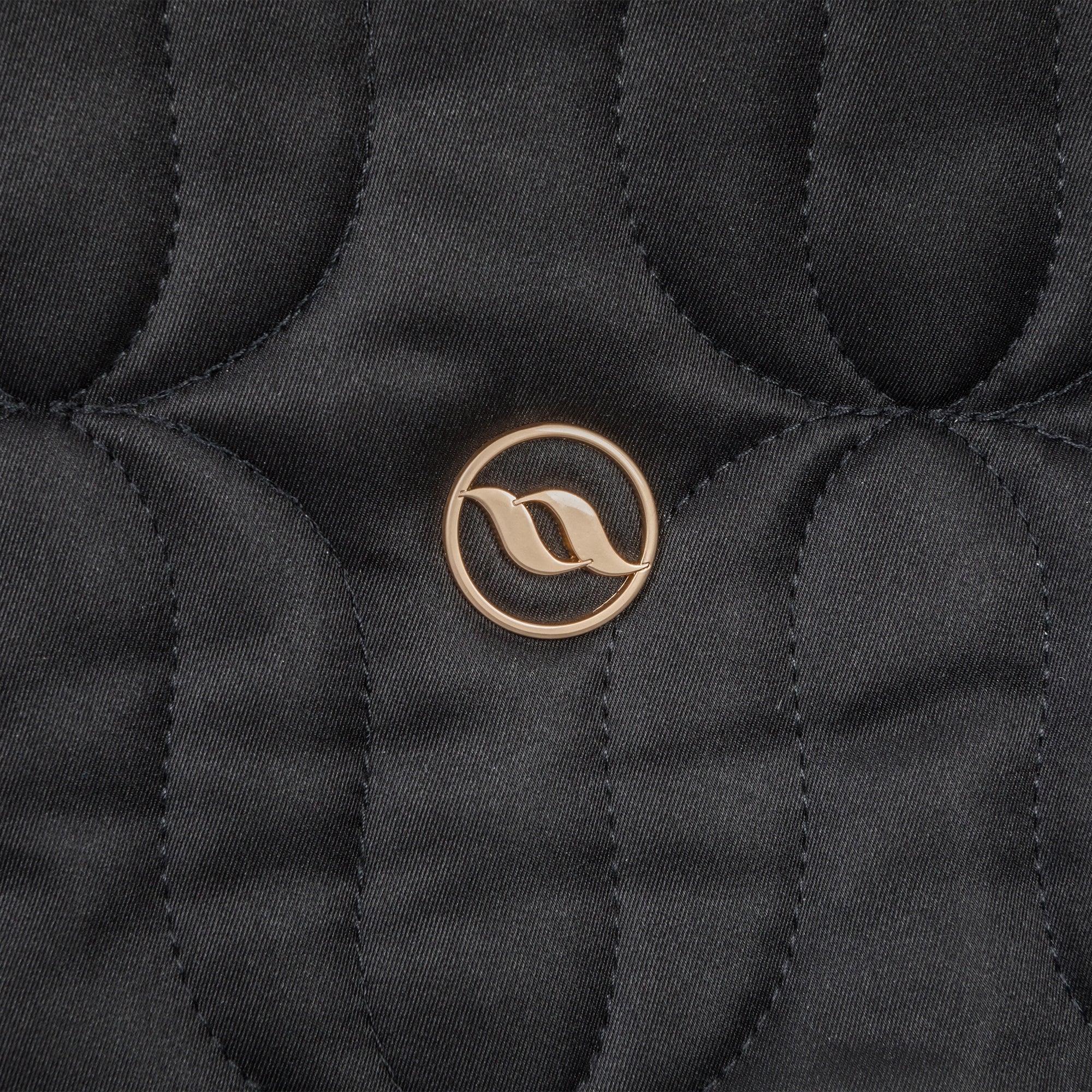 Back on Track Deep Nights Dressage Saddle Pad with elegant design, breathable comfort, and therapeutic support