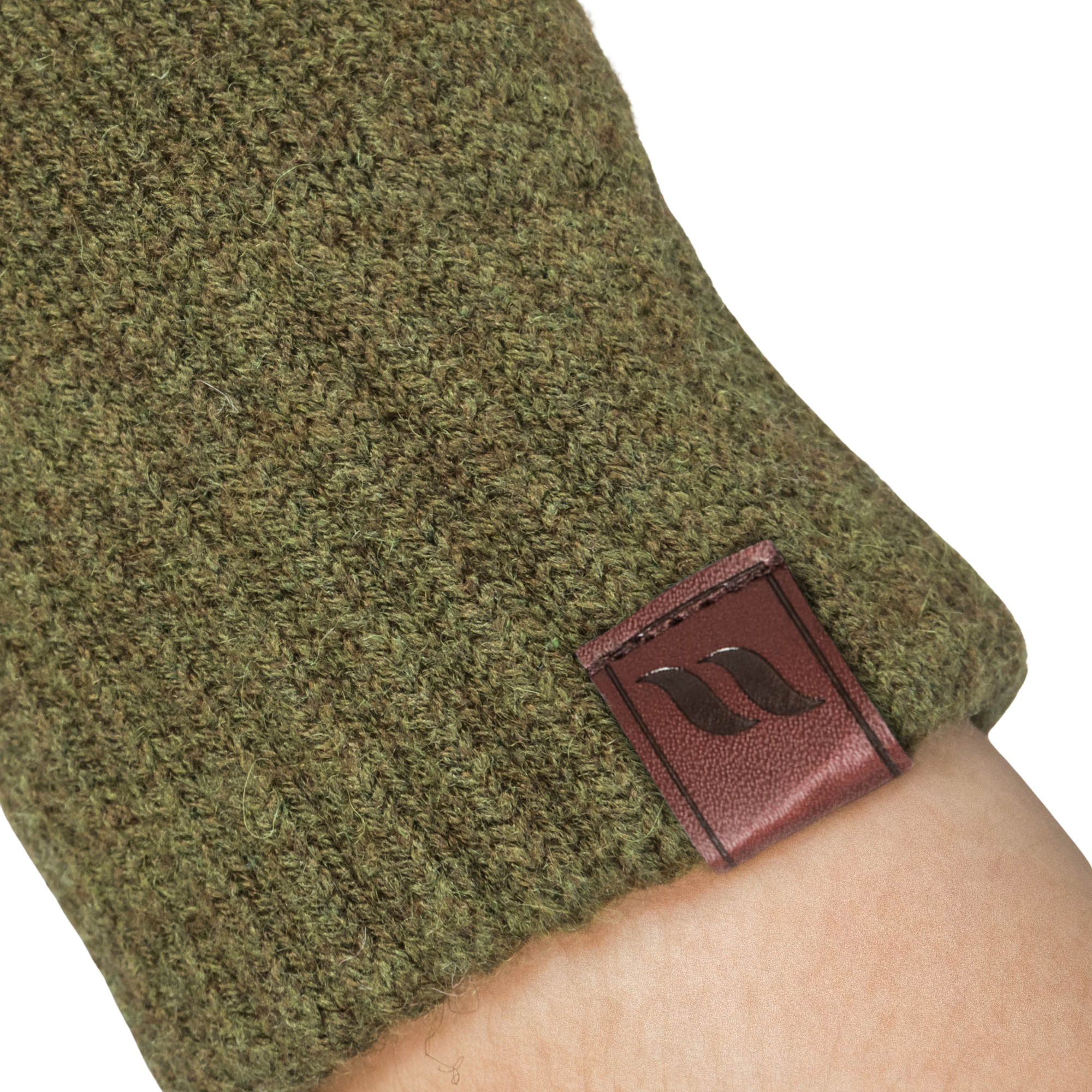 Back on Track vide half-finger gloves with breathable mesh and ergonomic design for enhanced grip and comfort