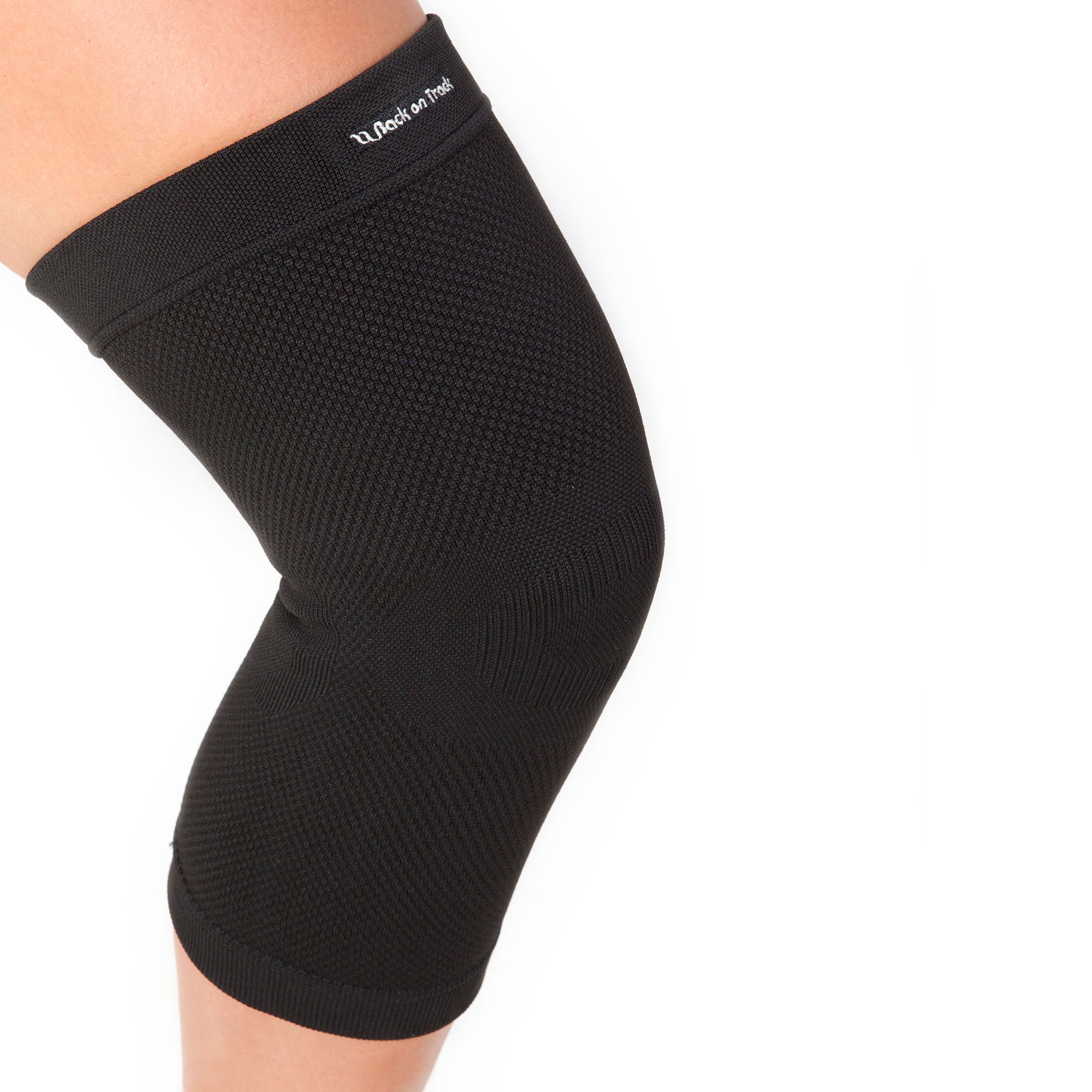 Back on Track physio knee support with 4-way stretch and Welltex® for flexible fit, joint support, and recovery