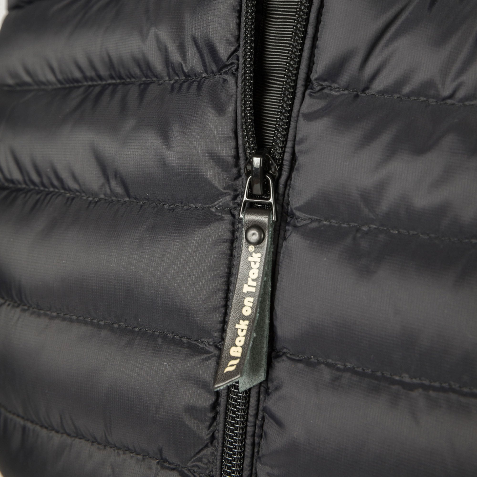 Back on Track Grace women's puffer jacket with Iontex® lining and Sorona® fill for warmth, comfort, and style