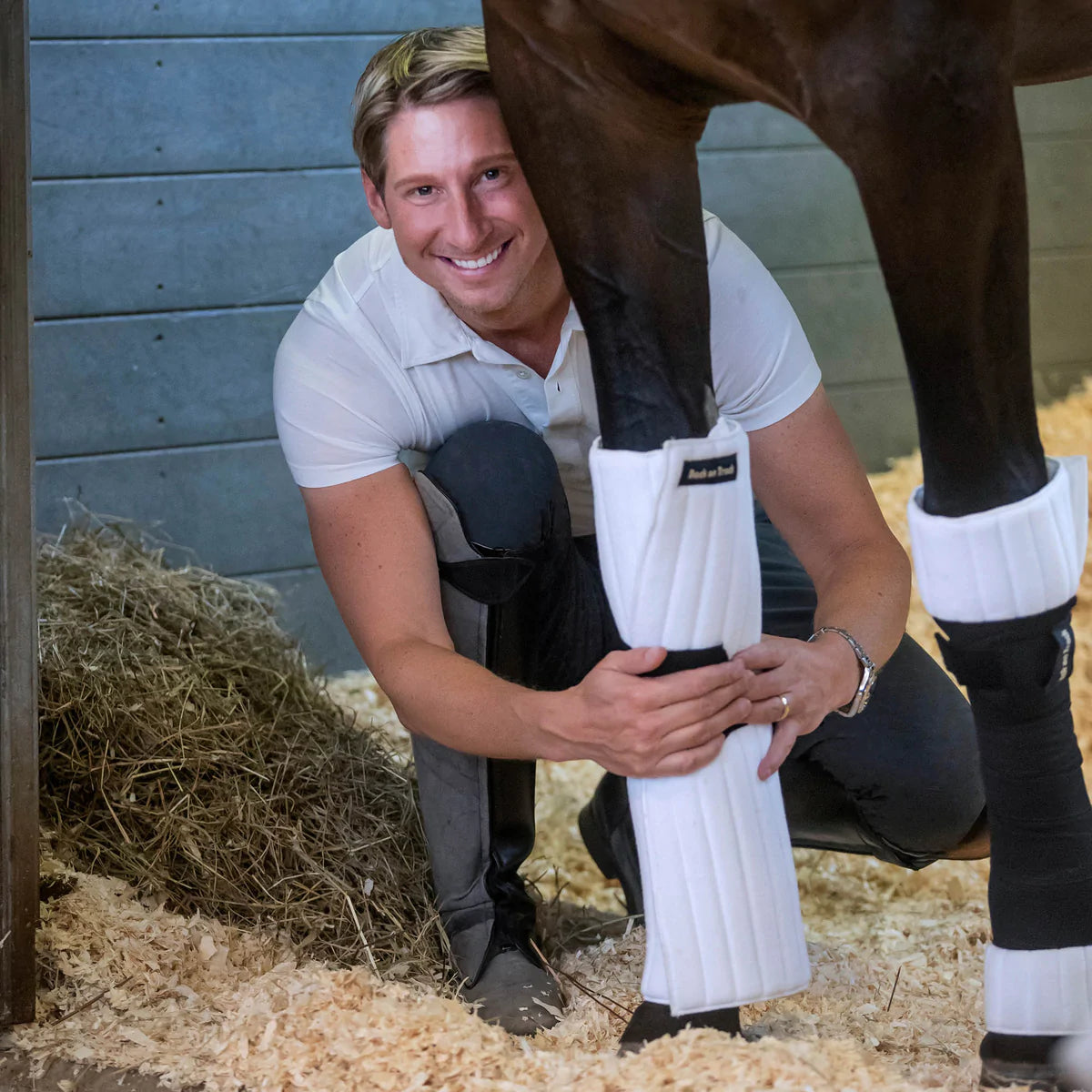 Scandic PK Leg Wrap with Welltex® fabric and soft padding for support, circulation, and recovery during performance