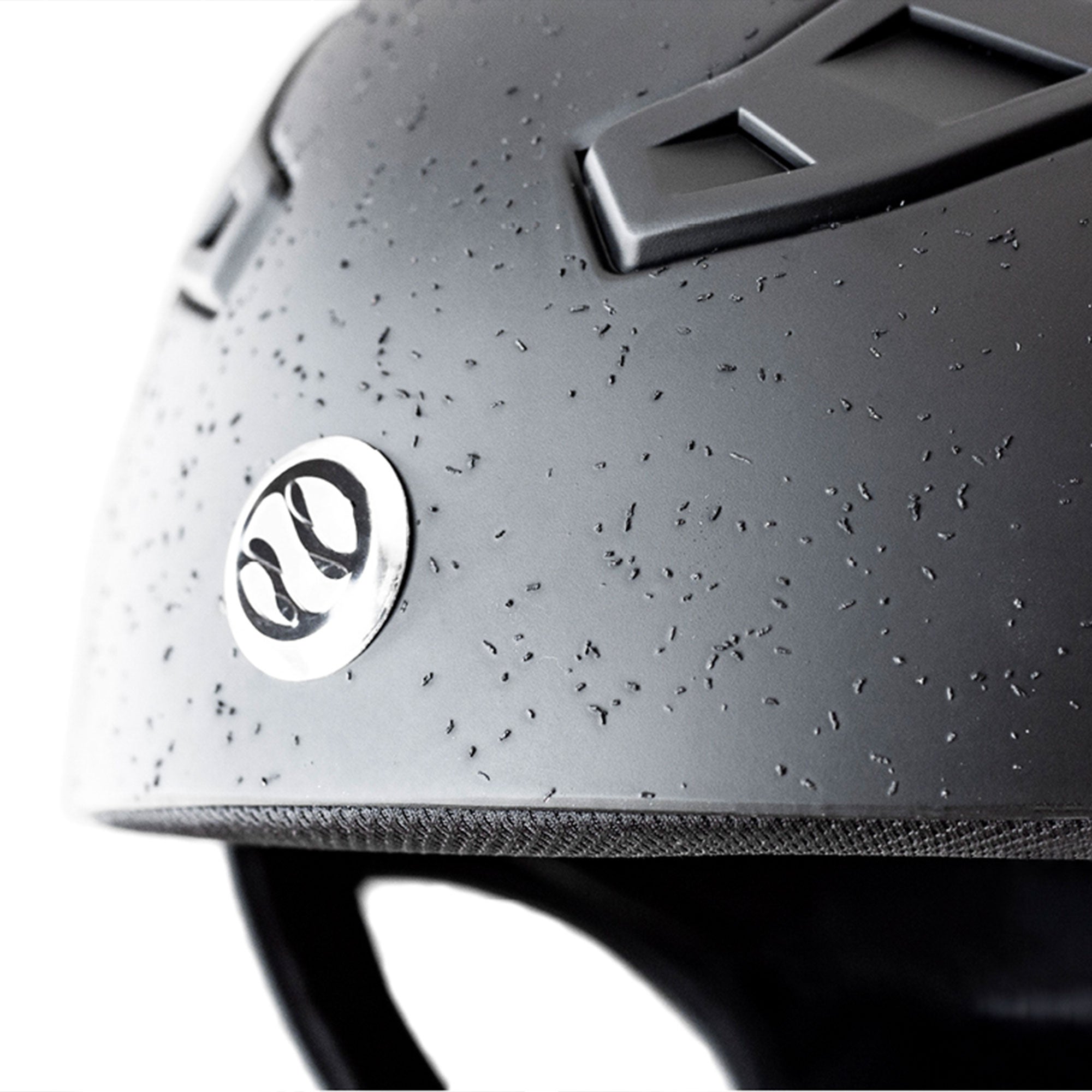 Lynx Eventing Helmet with MIPS, dual ventilation, and Coolmax® liner for safety, comfort, and moisture control